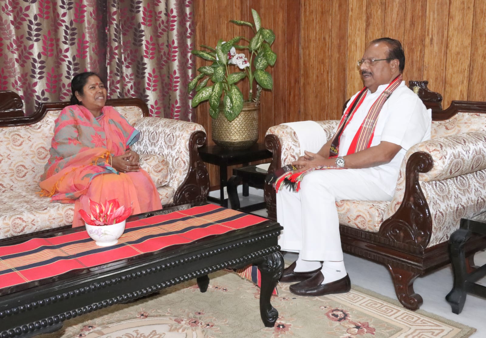Union Minister of State for Social Justice and Empowerment Smt. Pratima Bhoumik on the occasions of Diwali conveys warm greetings to Governor Shri Indra Sena Reddy Nallu at Raj Bhavan Agartala